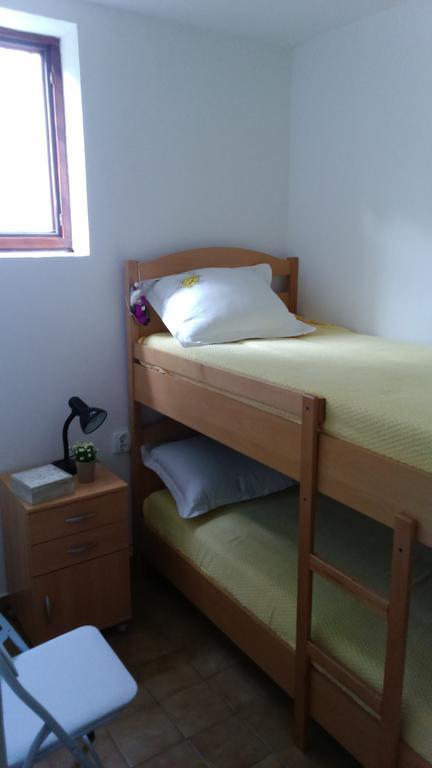 Studio Apartment Jadranko Duga Uvala Крница Номер фото